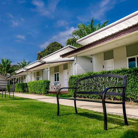 One Chumphon Hotel מראה חיצוני תמונה