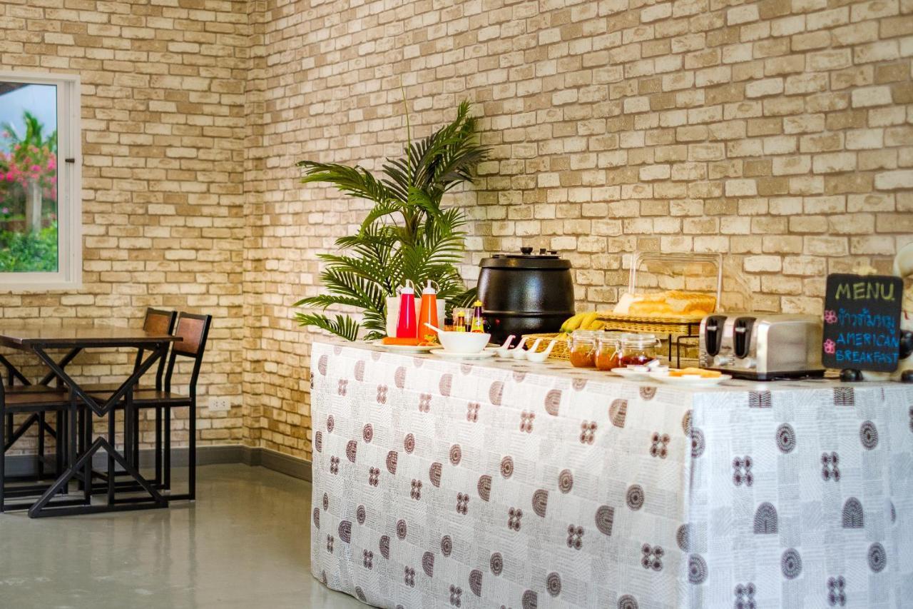 One Chumphon Hotel מראה חיצוני תמונה